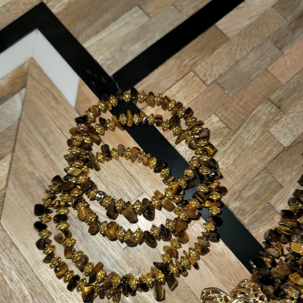 Jewelry Set - Picture 3 of 7